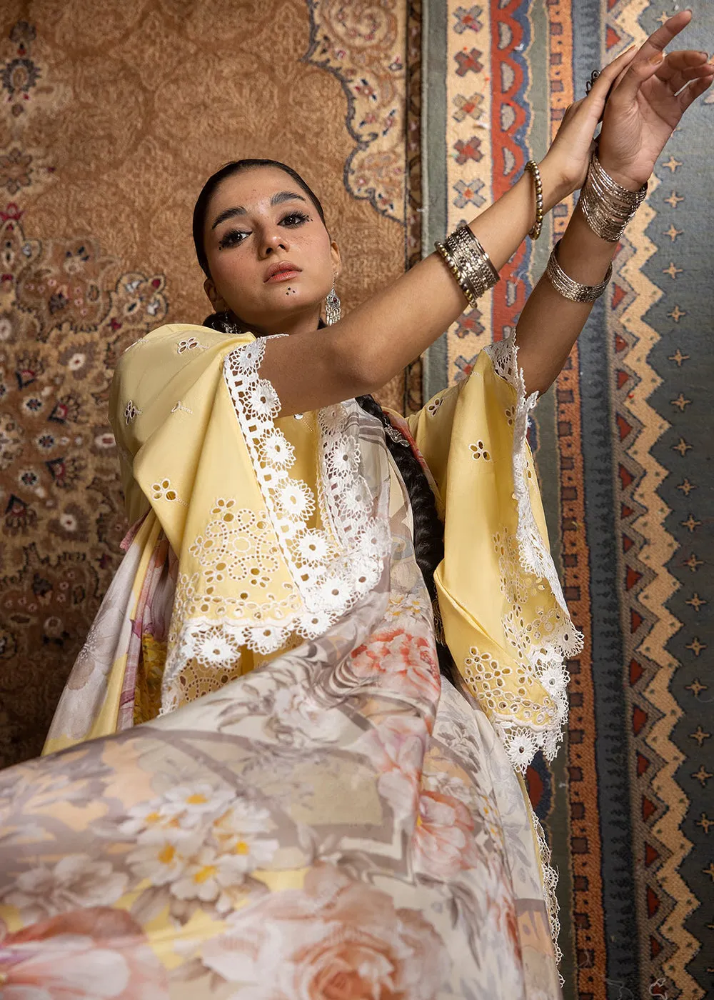 Adan's Libas Embroidered Lawn 2024 by Ayesha Zia | 5517