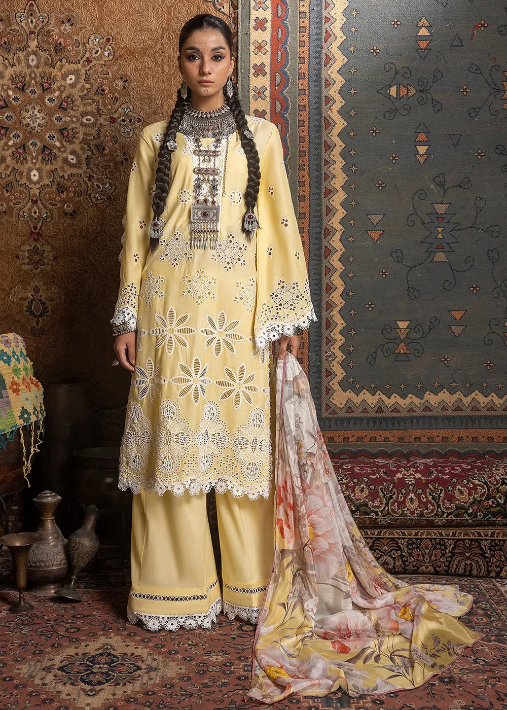 Adan's Libas Embroidered Lawn 2024 by Ayesha Zia | 5517