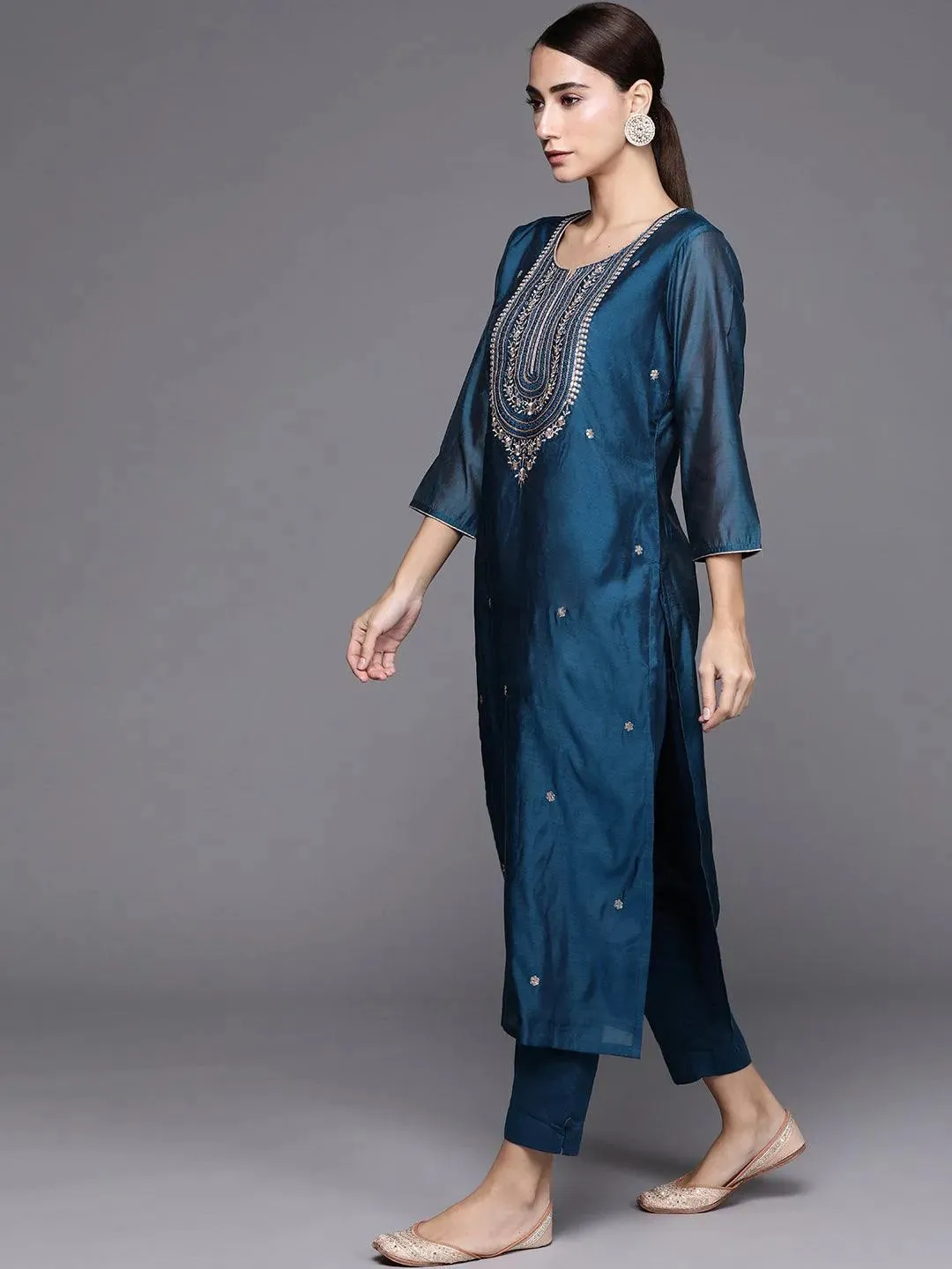 Blue Embroidered Chanderi Silk Straight Kurta With Dupatta