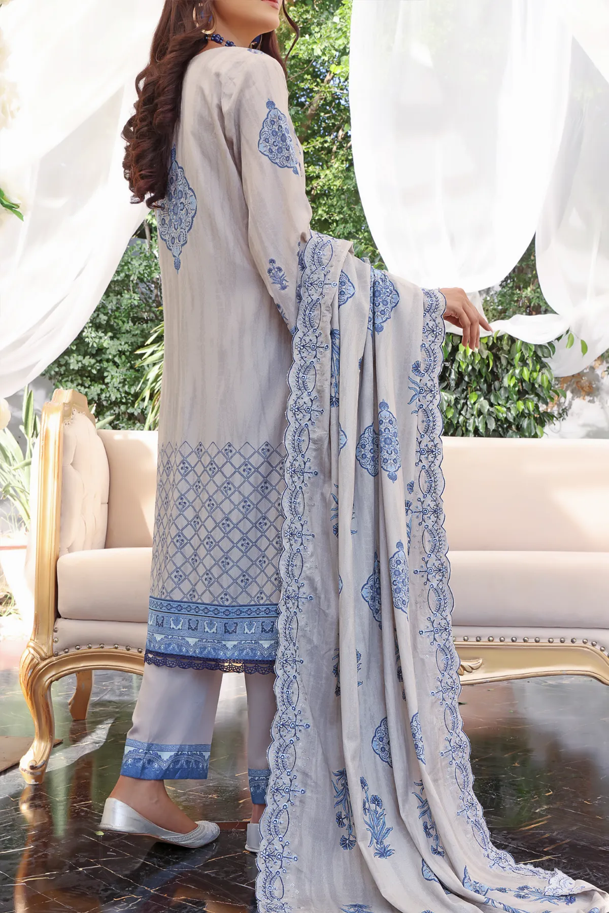 Mariyah Karandi By VS Textile-3 pc  unstitch suit