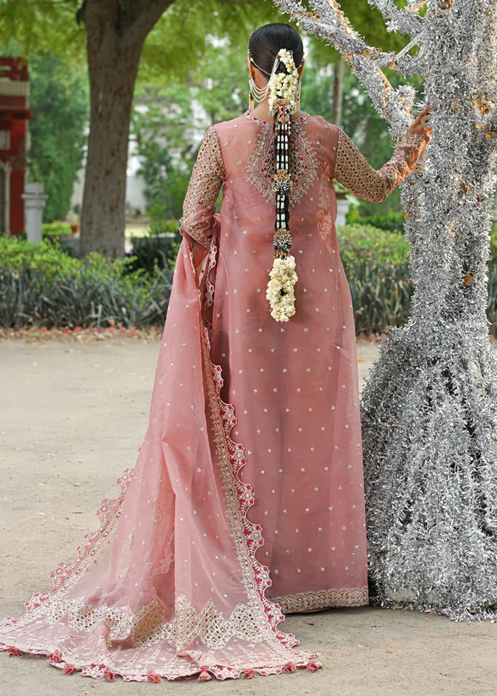 Singhar Wedding Formals '24 by Qalamkar | RF-02 SALEHA